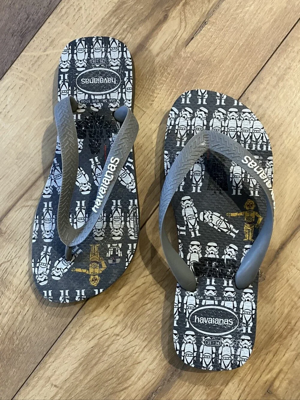 $2 If Bundled Flip-flops with Stormtrooper print